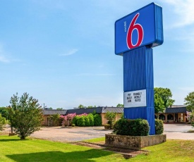 Motel 6-Natchitoches, LA