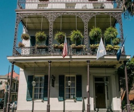 Lafitte Hotel & Bar