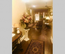 5 Star French Country Manor! Near LaTech and Squire Creek Golf Course