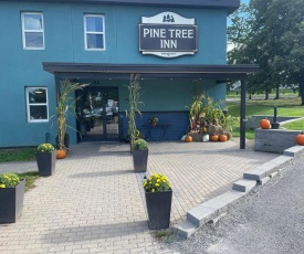 Pine Tree Inn