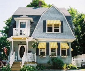 Canterbury Cottage Bed & Breakfast