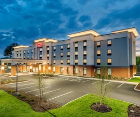 Hampton Inn & Suites Kittery