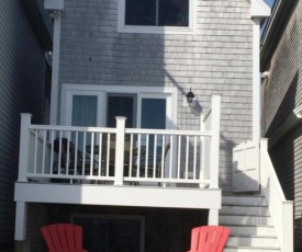 Perkins Cove Oceanfront Cottage