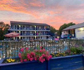 Island View Motel