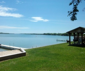 Grand Lake Resort