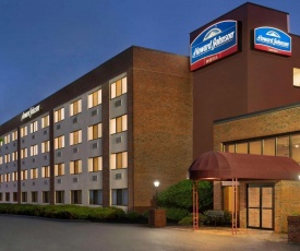 Howard Johnson by Wyndham South Portland