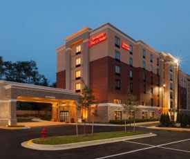 Hampton Inn and Suites Camp Springs