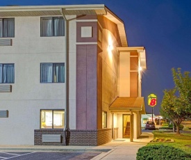 Super 8 by Wyndham College Park Wash DC Area