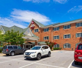 Best Western Plus Easton Inn & Suites