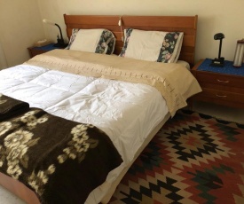 Nice guest room in quiet Russett area