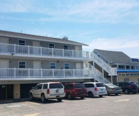 Atlantic Breeze Motel & Apartments