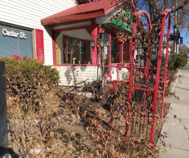 Center Street Cottage