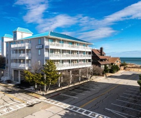 Marylander Condominiums, 90 steps from the beach