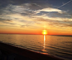 Ocean City Beach Front 2BR 2BA Condo on 20th Floor with Panoramic View