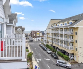 Stylish 3BR w Game Room Views Near Beach Boardwalk